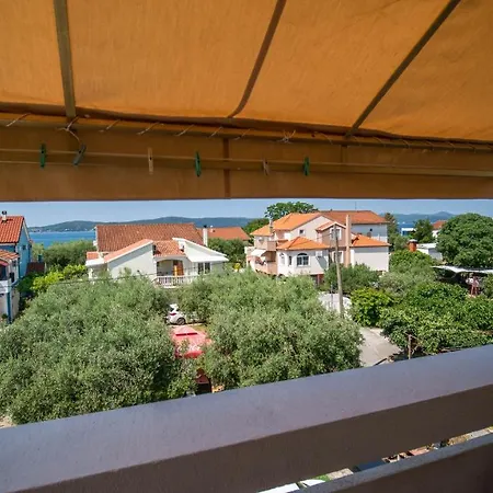 2br Sea & View, Near Zadar Lejlighed