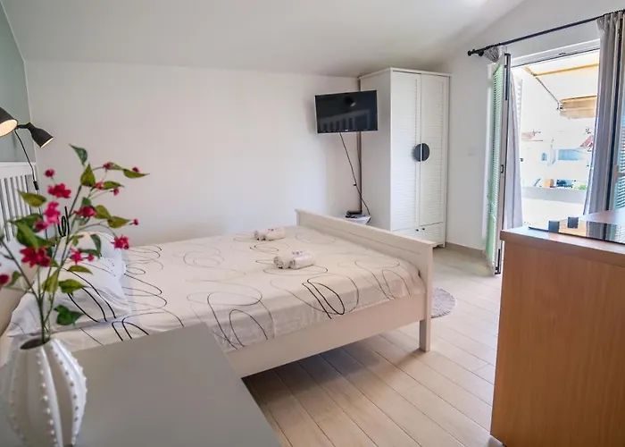 2br Sea & View, Near Zadar *