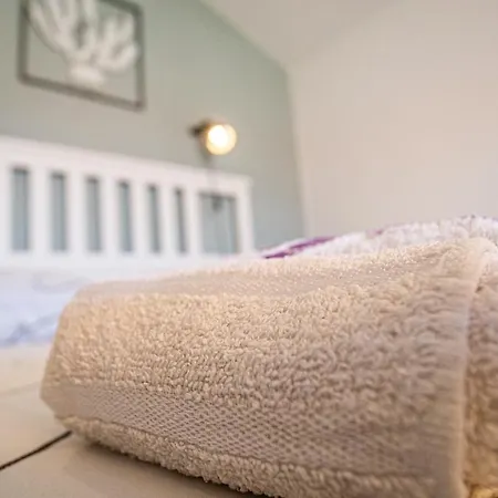 2br Sea & View, Near Zadar Appartamento *